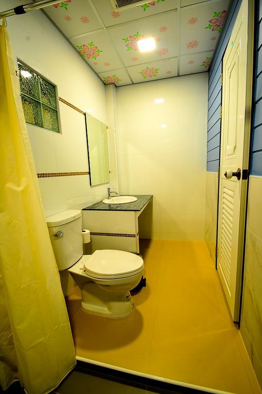 Lenoi Buri Hostel Phatthalung Exterior photo